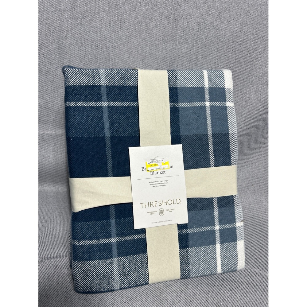 Threshold Full/Queen Brushed Cotton Blanket Blue White Plaid Lightweight 90x92